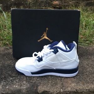 Air Jordan 4 Retro LS BP